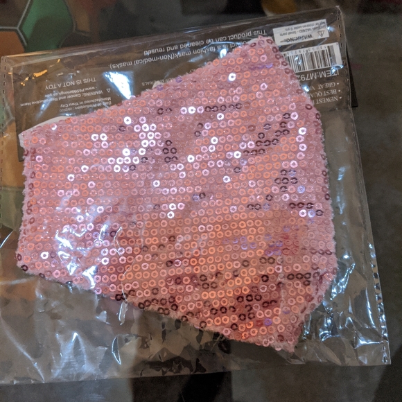 Fashion face mask - Picture 2 of 2